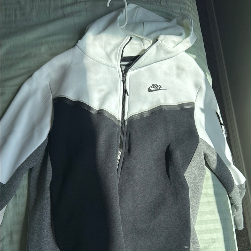 Nike Black and Gray Zip-Up Hoodie
